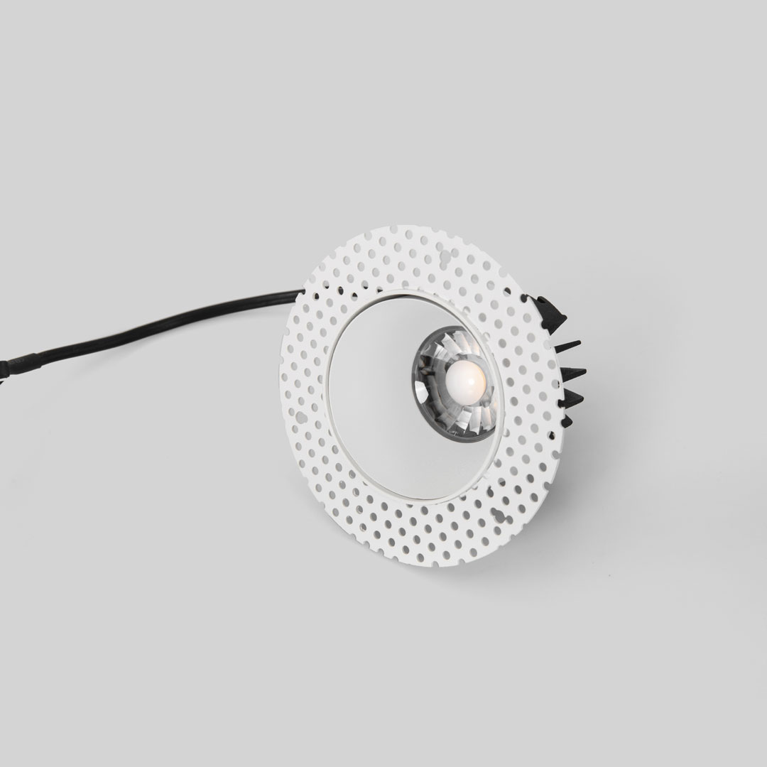 int-dl-lumotrimless-4a